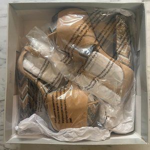 New Jessica Simpson Size 7 Nude